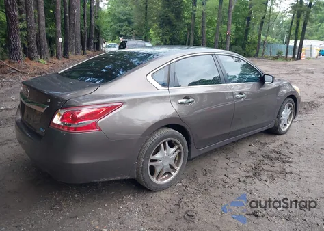 2013 Nissan Altima 2.5 S from USA, damaged, VIN 1N4AL3AP3DC142720